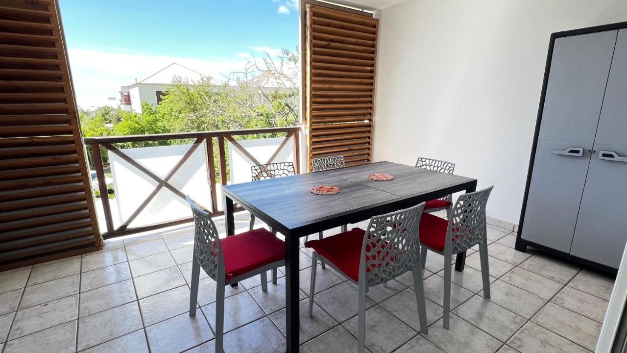 L'Eden Cocoon 3 Etoiles Proche Plage Saint Gilles Les Bains Exterior photo
